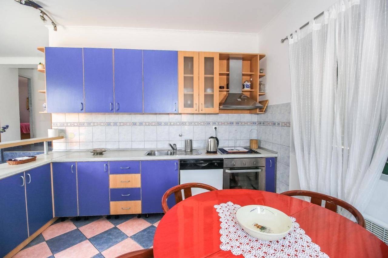 Apartment Ida Търпан Екстериор снимка