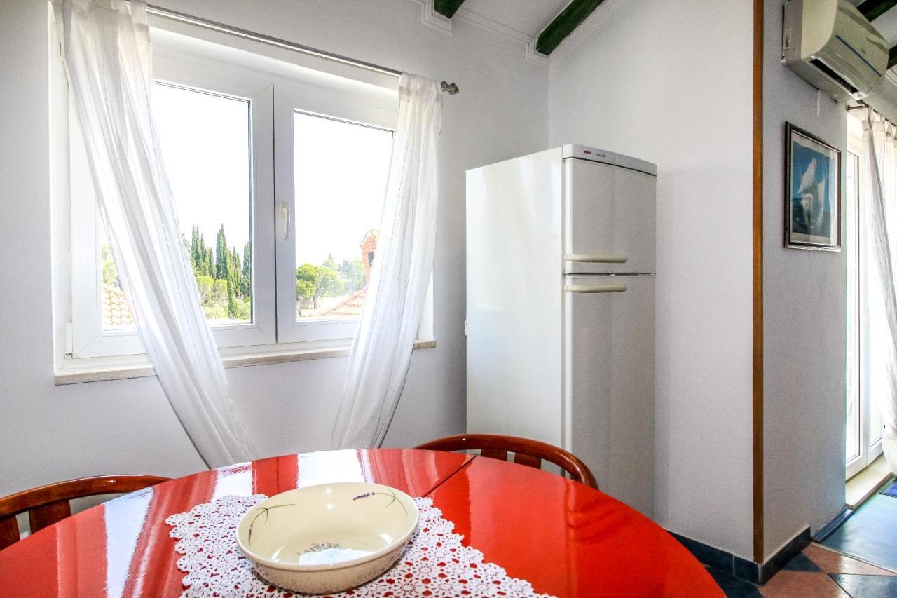 Apartment Ida Търпан Екстериор снимка